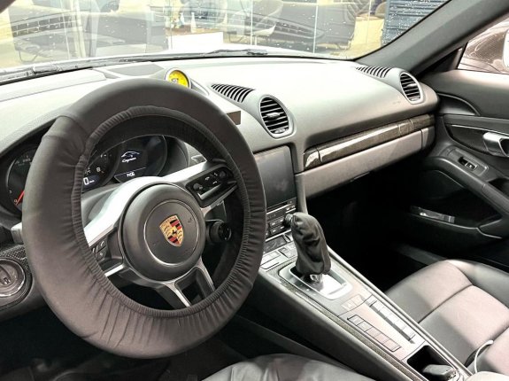 Porsche 718 cayman 2019 - Màu trắng cực phê