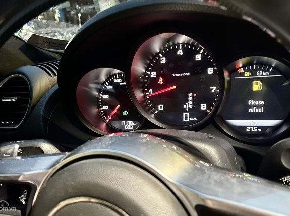 Porsche 718 cayman 2019 - Màu trắng cực phê