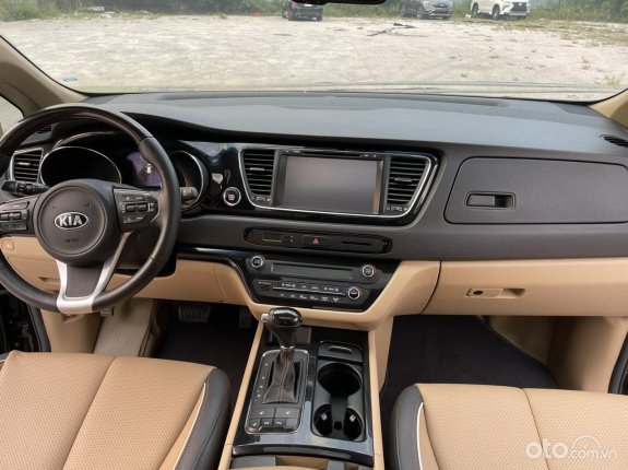 Kia Sedona 2.2 DAT 2017 - Giá tốt thương lượng