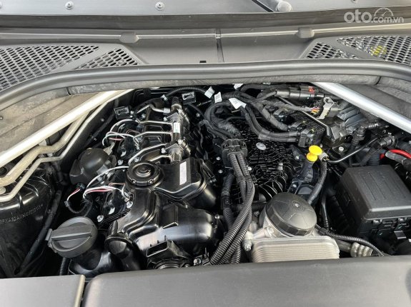 VinFast LUX SA2.0 Cao cấp 2021 - Không đâm đụng, không bổ máy