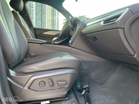 VinFast LUX SA2.0 Cao cấp 2021 - Không đâm đụng, không bổ máy