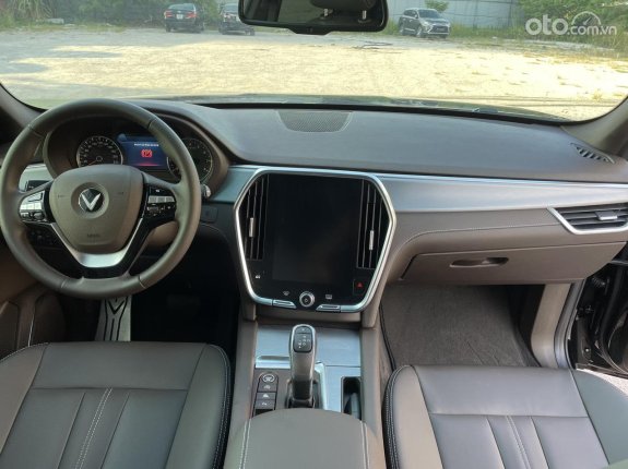 VinFast LUX SA2.0 Cao cấp 2021 - Không đâm đụng, không bổ máy