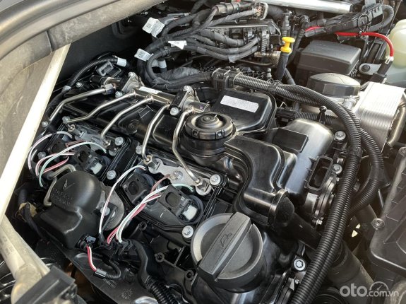 VinFast LUX SA2.0 Cao cấp 2021 - Không đâm đụng, không bổ máy