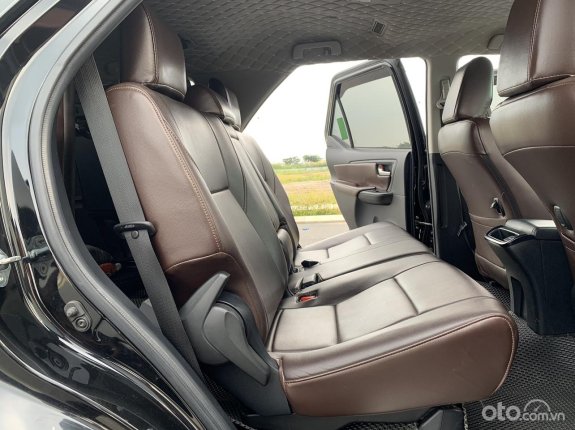 Toyota Fortuner 2.4 MT 4x2 2019 - Máy dầu, nhập khẩu cực mới