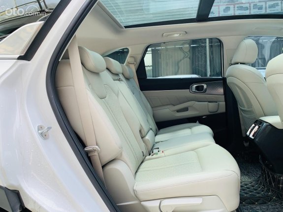 Kia Sorento 2022 - Máy dầu, xe đẹp như hãng, có trả góp