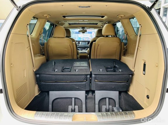 Kia Sedona 2018 - Giá cực tốt, xe máy dầu, odo chuẩn bao test