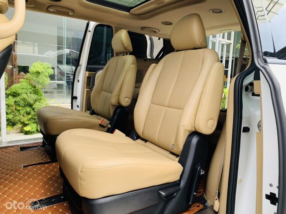 Kia Sedona 2018 - Giá cực tốt, xe máy dầu, odo chuẩn bao test