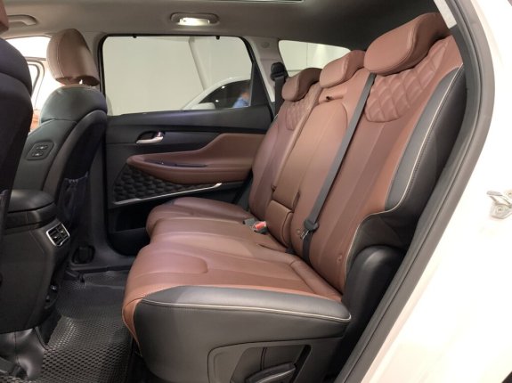 Hyundai Santa Fe 2.2 Dầu Cao cấp 2021 - Máy dầu, odo 9.000km, chất xe mới đẹp