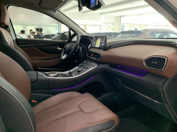 Hyundai Santa Fe 2.2 Dầu Cao cấp 2021 - Máy dầu, odo 9.000km, chất xe mới đẹp