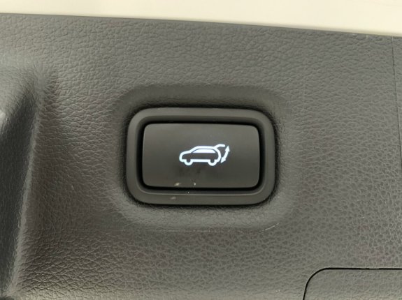 Hyundai Santa Fe 2.2 Dầu Cao cấp 2021 - Máy dầu, odo 9.000km, chất xe mới đẹp