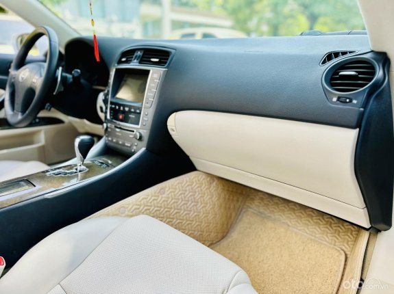 Lexus IS 250 2010 - Mui trần, biển Hà Nội