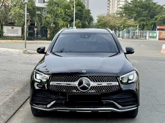 Mercedes-Benz GLC 300 4Matic 2019 - Lên form 2020 - Hỗ trợ bank 70% giá xe - Tặng gói phủ ceramic theo xe - Bao test hãng