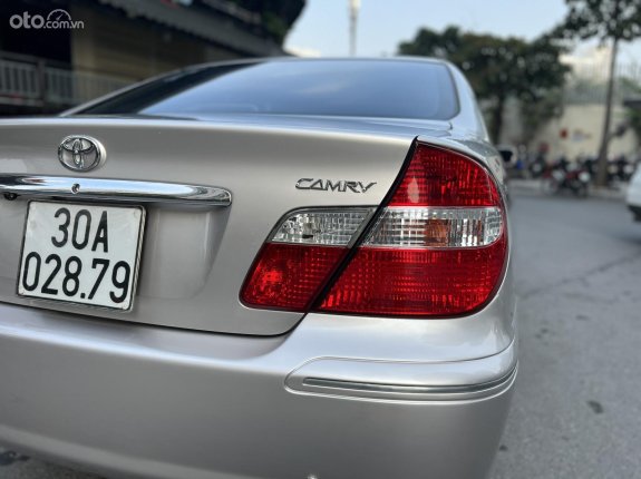 Toyota Camry 2.4G 2003 - Màu ghi hồng