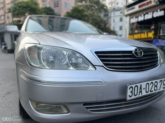 Toyota Camry 2.4G 2003 - Màu ghi hồng