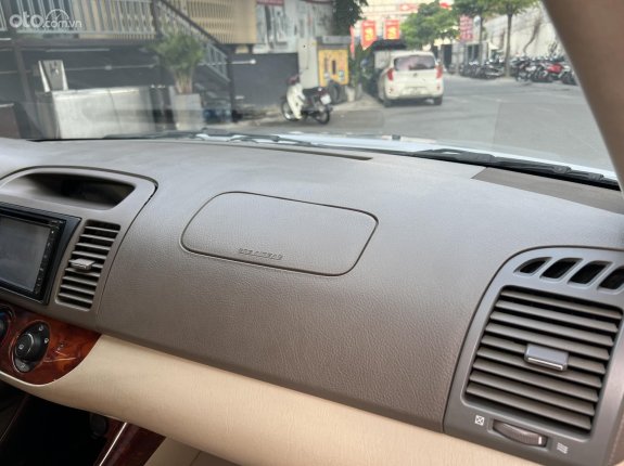 Toyota Camry 2.4G 2003 - Màu ghi hồng