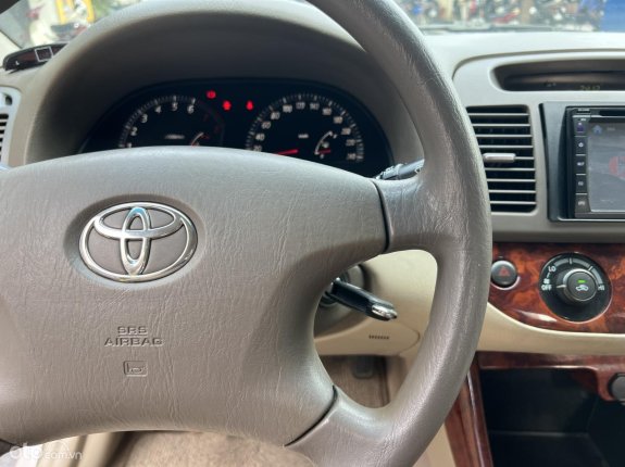 Toyota Camry 2.4G 2003 - Màu ghi hồng