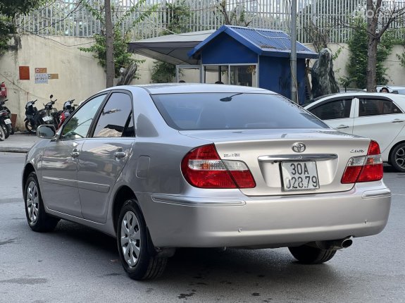 Toyota Camry 2.4G 2003 - Màu ghi hồng