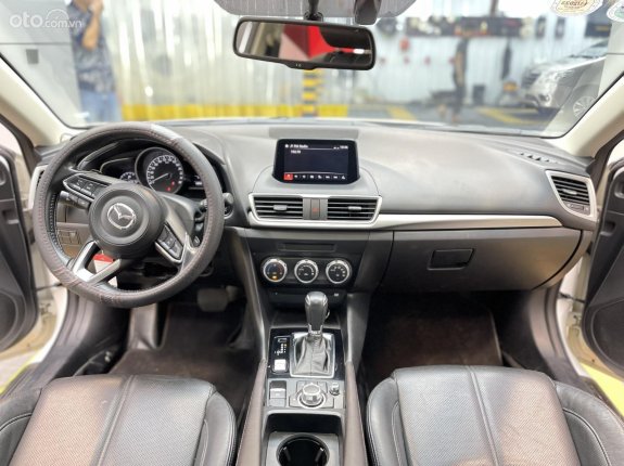 Mazda 3 1.5 Hatchback 2018 - Giá hấp dẫn 568 triệu