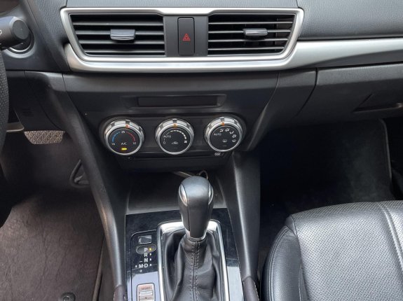 Mazda 3 1.5 Hatchback 2018 - Giá hấp dẫn 568 triệu