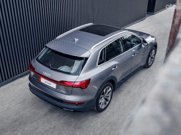 Audi e-tron 2022 - Mẫu xe điện đẳng cấp của Đức cạnh tranh với Tesla