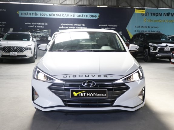 Hyundai Elantra 1.6 MT 2020 - Xe màu trắng