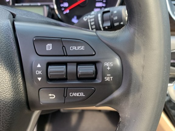 Kia Sedona 2019 - Cần bán xe biển thành phố, máy dầu. Xe rất mới