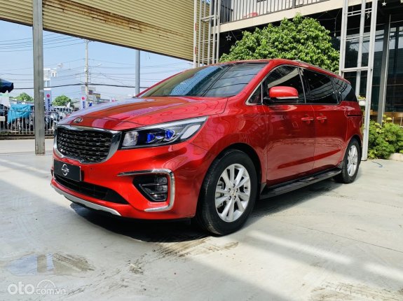 Kia Sedona 2019 - Cần bán xe biển thành phố, máy dầu. Xe rất mới