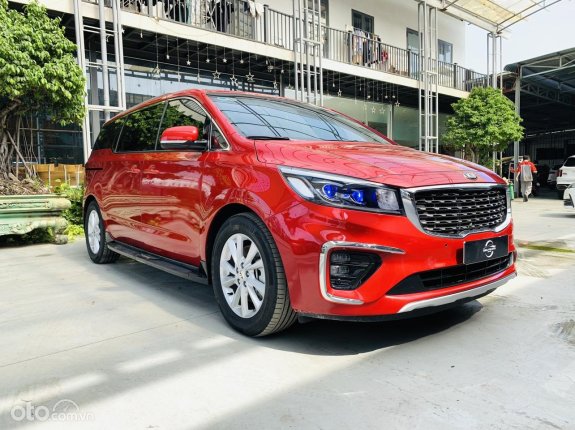 Kia Sedona 2019 - Cần bán xe biển thành phố, máy dầu. Xe rất mới