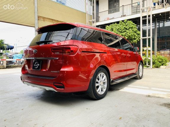 Kia Sedona 2019 - Cần bán xe biển thành phố, máy dầu. Xe rất mới