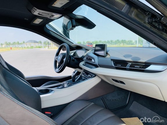 BMW i8 2014 - Xe mui trần, biển thành phố, nhập khẩu, odo 77.000 miles