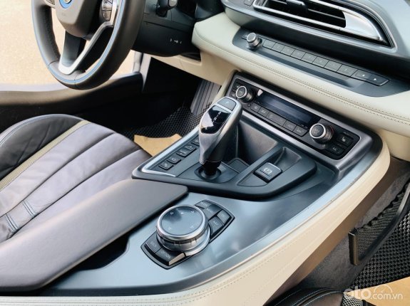 BMW i8 2014 - Xe mui trần, biển thành phố, nhập khẩu, odo 77.000 miles