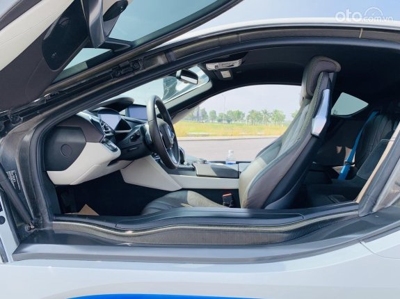 BMW i8 2014 - Xe mui trần, biển thành phố, nhập khẩu, odo 77.000 miles