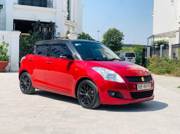 Suzuki Swift 1.4 AT 2017 - Đăng ký lần đầu 2017, xe gia đình, giá chỉ 435tr