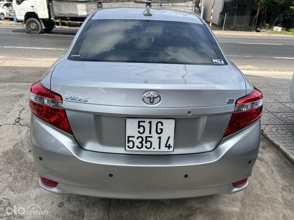 Toyota Vios 1.5E MT 2017 - Đăng ký lần đầu 2017 ít sử dụng, giá chỉ 370tr