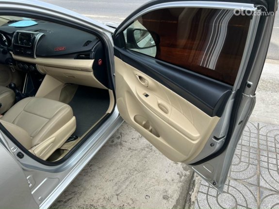 Toyota Vios 1.5E MT 2017 - Đăng ký lần đầu 2017 ít sử dụng, giá chỉ 370tr