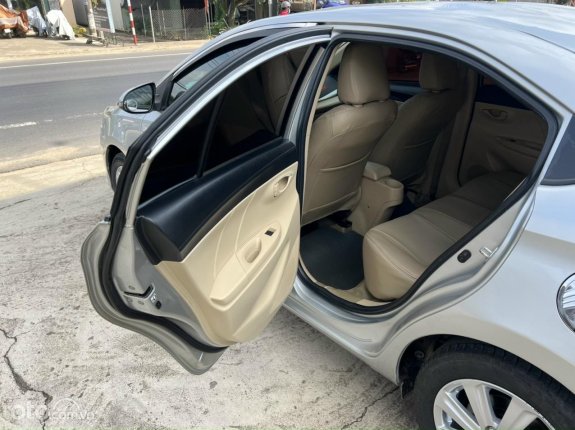 Toyota Vios 1.5E MT 2017 - Đăng ký lần đầu 2017 ít sử dụng, giá chỉ 370tr