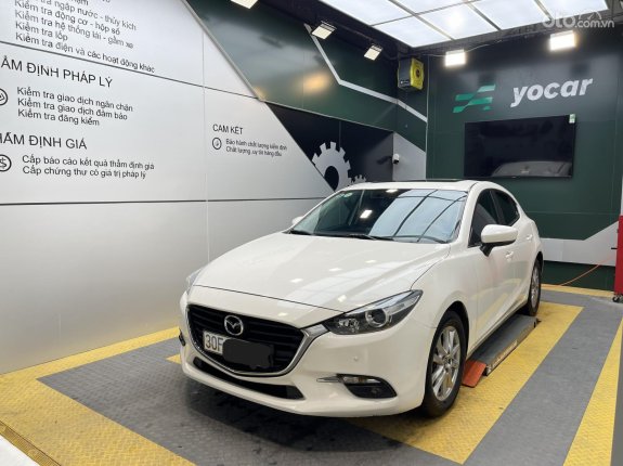 Mazda 3 1.5 Hatchback 2018 - Giá 568 triệu đầy ưu đãi nhanh chóng mua để đi tết