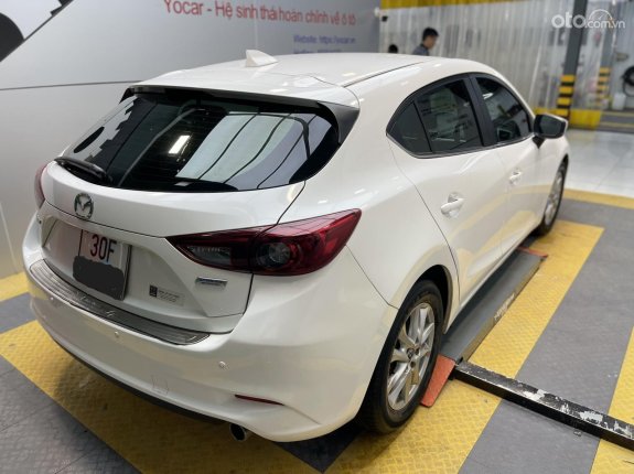 Mazda 3 1.5 Hatchback 2018 - Giá 568 triệu đầy ưu đãi nhanh chóng mua để đi tết