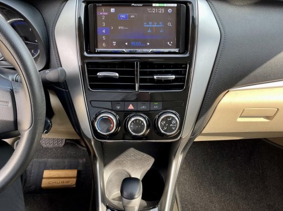 Toyota Vios 1.5 E CVT 2019 - Mua ngay bản 7 túi khí