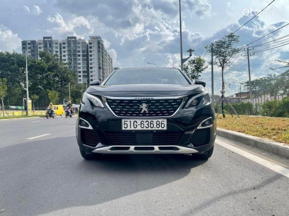 Peugeot 5008 Active 2018 - Màu đen full option