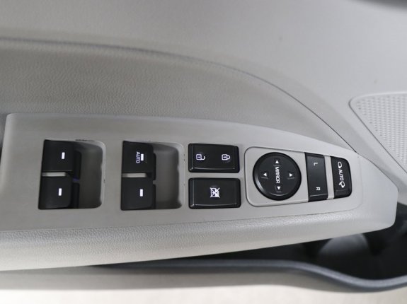 Hyundai Elantra 2017 - Giá cực tốt