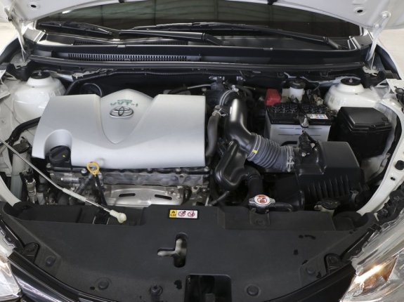 Toyota Vios 1.5E MT 2021 - Màu trắng, giá ưu đãi