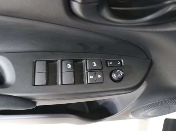 Toyota Vios 1.5E MT 2021 - Màu trắng, giá ưu đãi