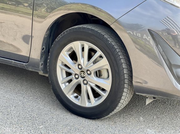 Toyota Vios 1.5 E CVT 2019 - Bản 7 túi khí