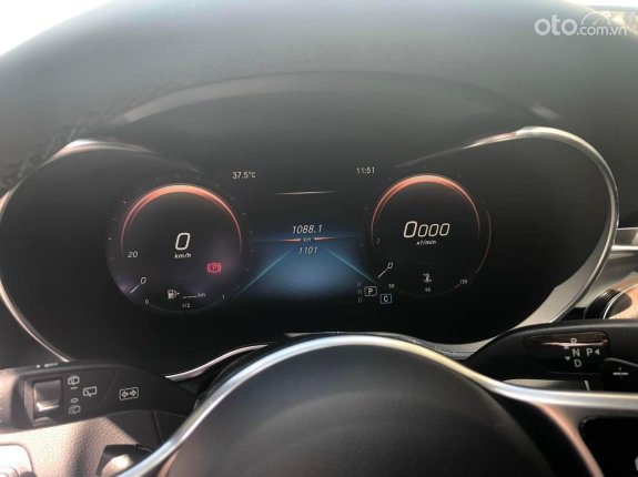 Mercedes-Benz GLC 200 4Matic 2022 - Mới 99,9% - Siêu siêu lướt odo mới 1000 km đầu tiên - Siêu hiếm 1 chủ từ đầu bao sang tên