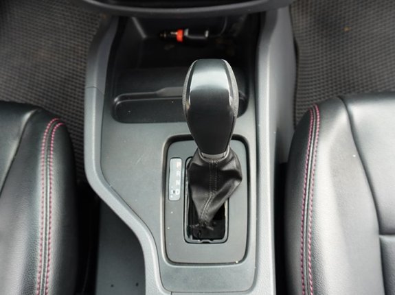 Ford Ranger XLS 2.2 4x2 AT 2017 - Màu xanh, xe nhập, giá 528tr