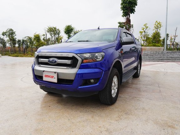 Ford Ranger XLS 2.2 4x2 AT 2017 - Màu xanh, xe nhập, giá 528tr