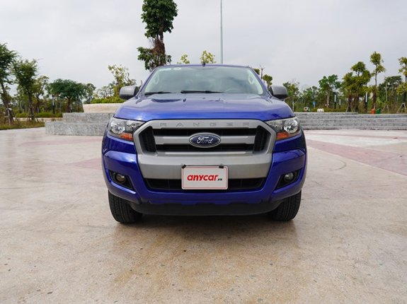 Ford Ranger XLS 2.2 4x2 AT 2017 - Màu xanh, xe nhập, giá 528tr
