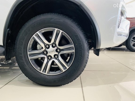 Toyota Fortuner 2.7 V 4X2 AT 2021 - Máy dầu, cực đẹp