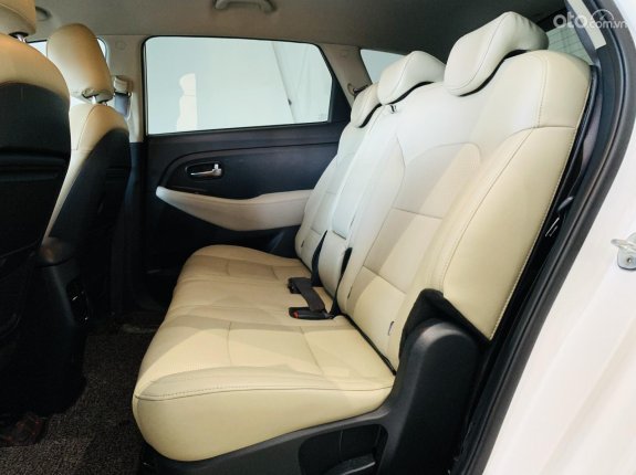 Kia Rondo 2.0 GAT 2018 - Xe rất mới, bao test hãng